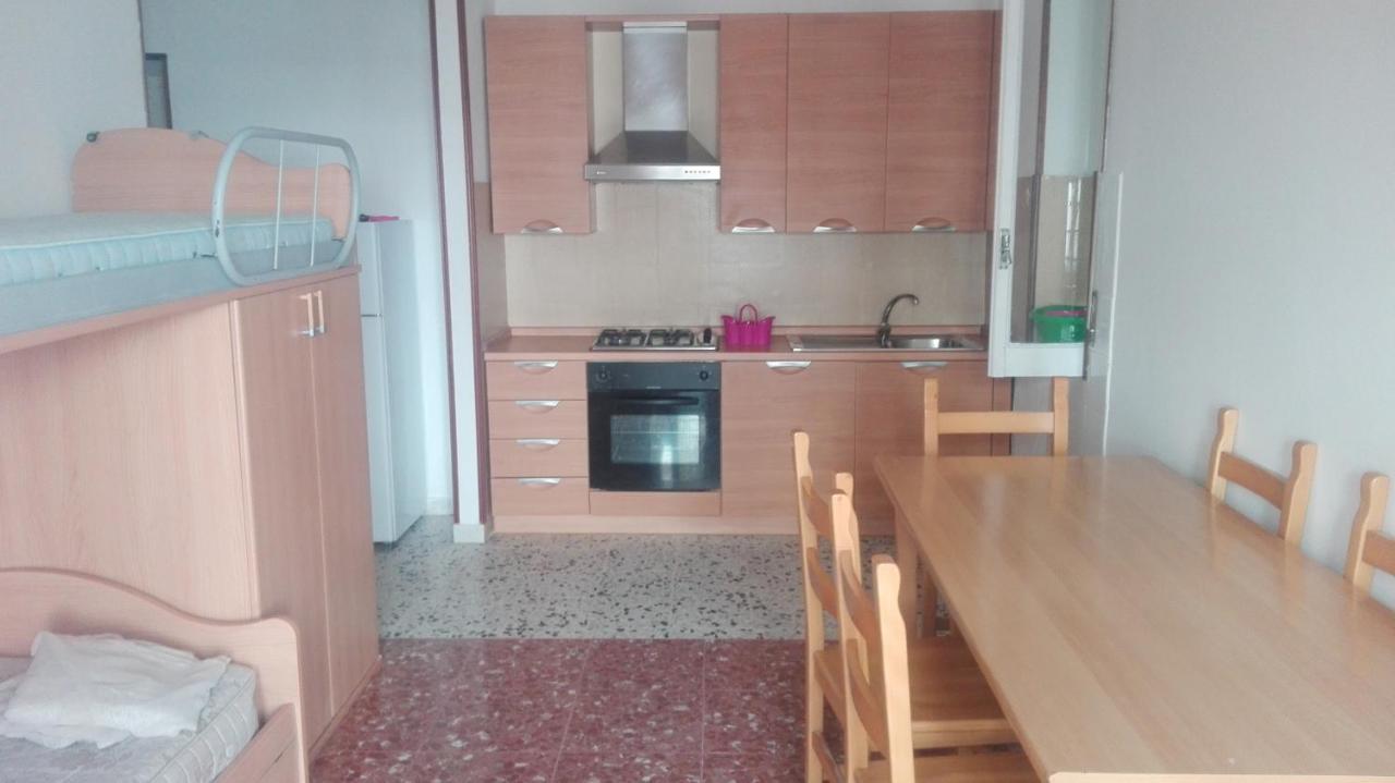 Casa Delle Bambole Villa Scauri  Luaran gambar