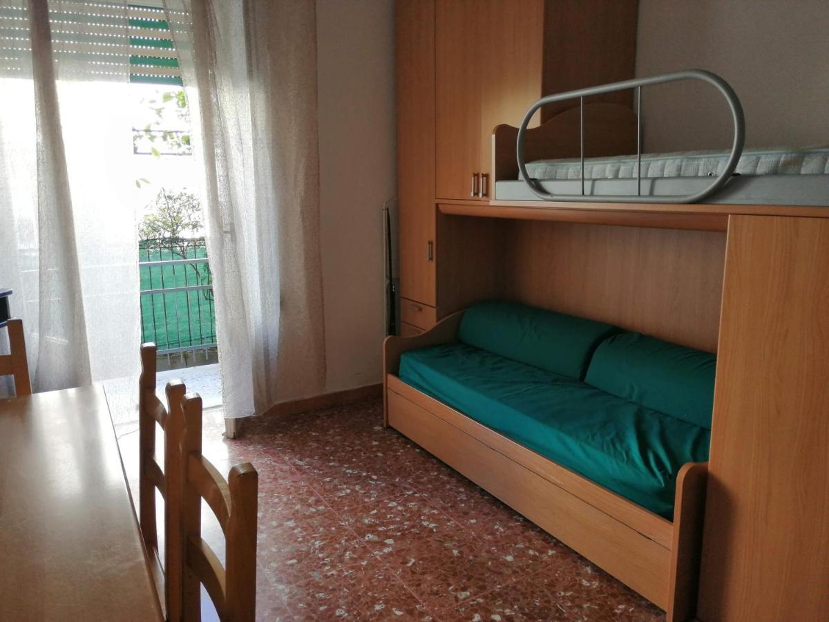 Casa Delle Bambole Villa Scauri  Luaran gambar