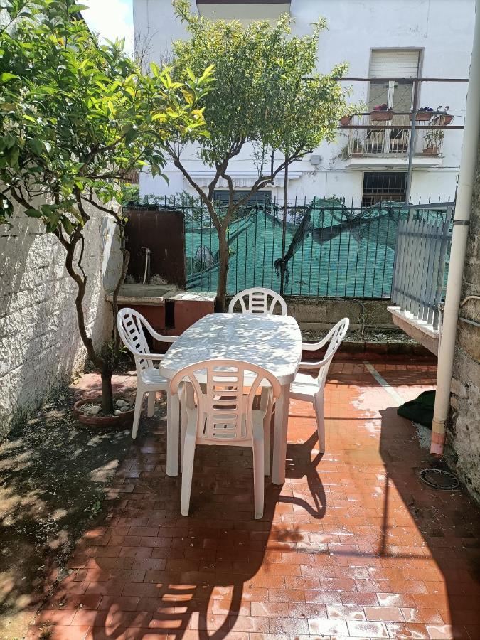 Casa Delle Bambole Villa Scauri  Luaran gambar